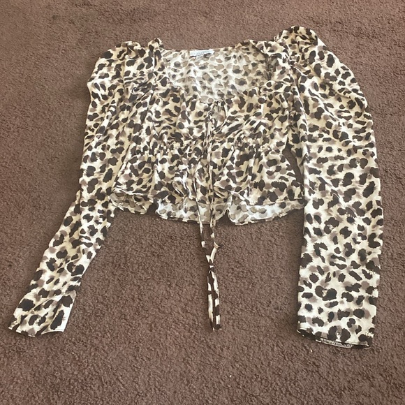 Topshop Animal print long sleeved crop top - Picture 3 of 7